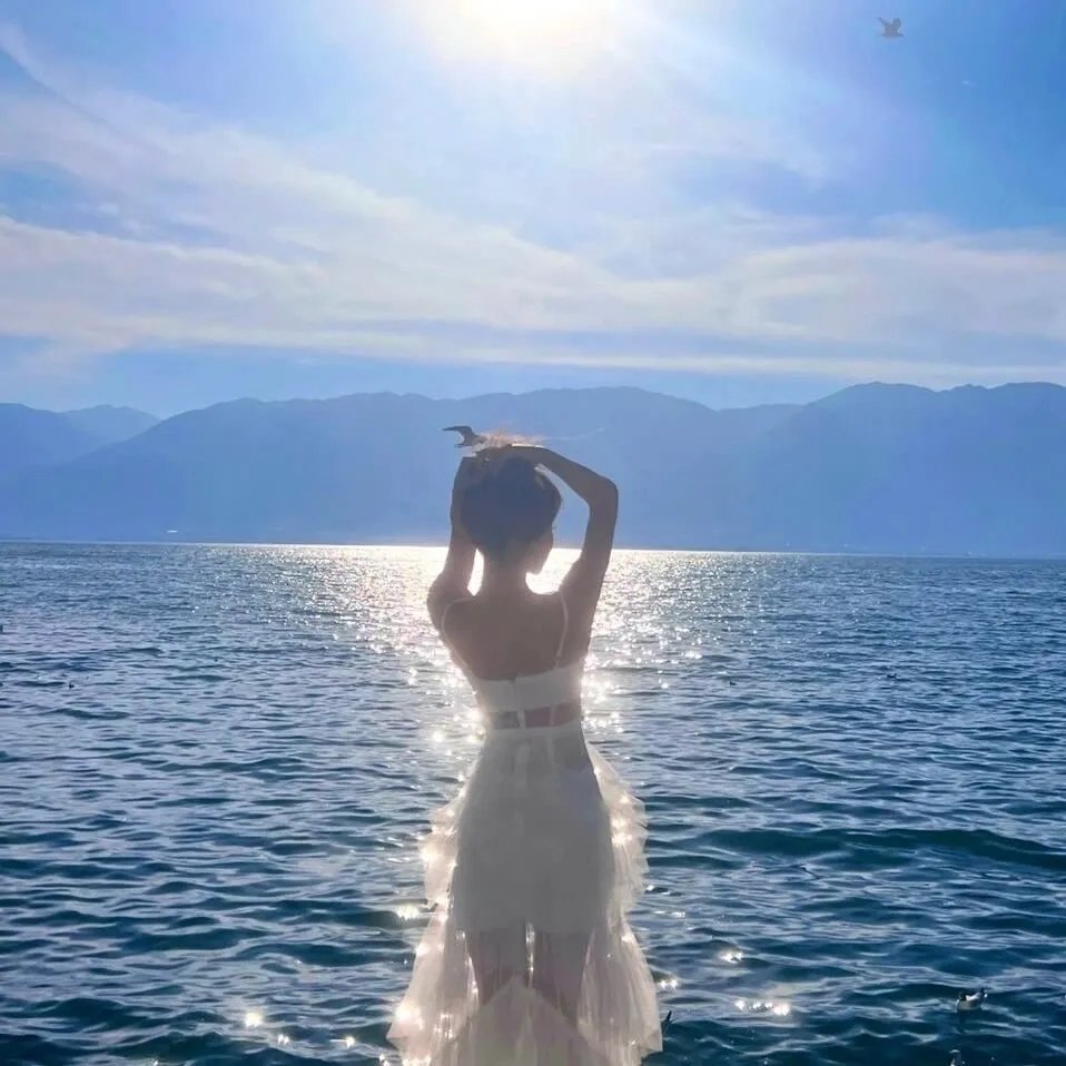 恐怖热线之大头怪婴